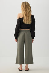 Wide Leg Pull On Capris