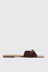 Flat Sandals with Gold Ornament