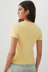 Basicore⢠Fitted T-Shirt