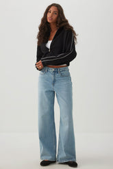 The Legacy Fit High Rise Wide Leg Jean