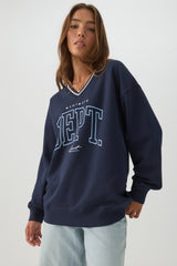 MADESOFT⢠Fleece V-Neck Graphic Sweatshirt