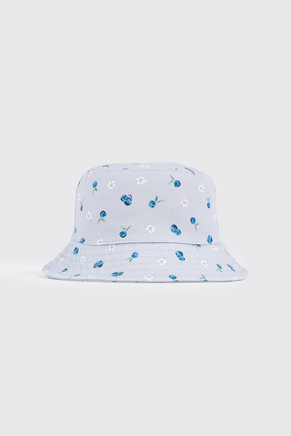 Flower and Blueberry Print Bucket Hat