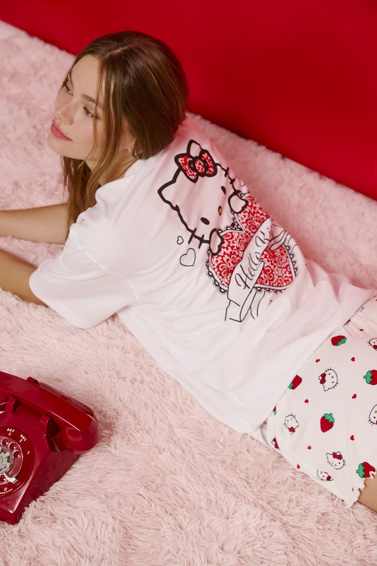 Oversized Hello Kitty T-Shirt