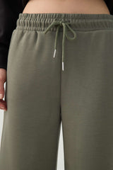 Wide Leg Pull On Capris