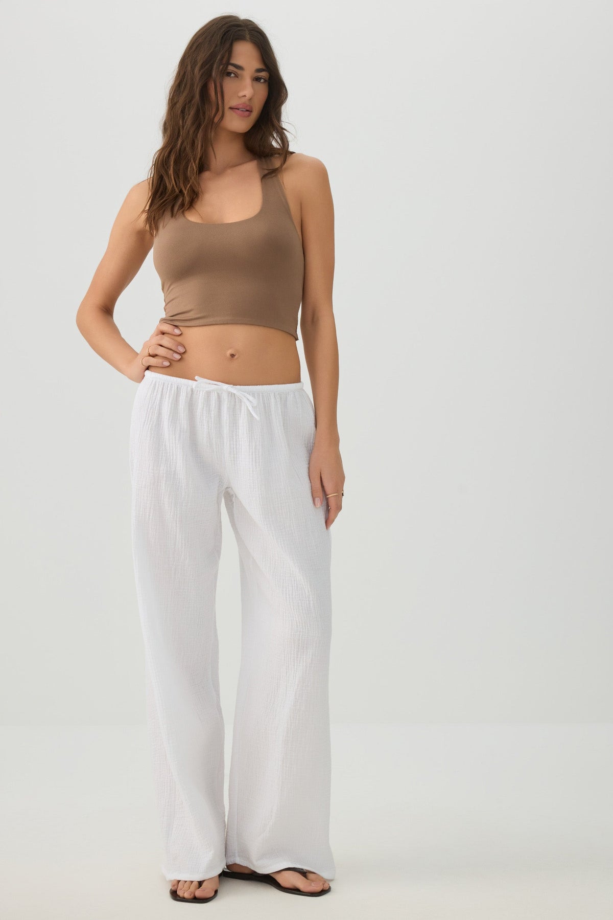 Mid Rise Pull On Wide Leg Pant