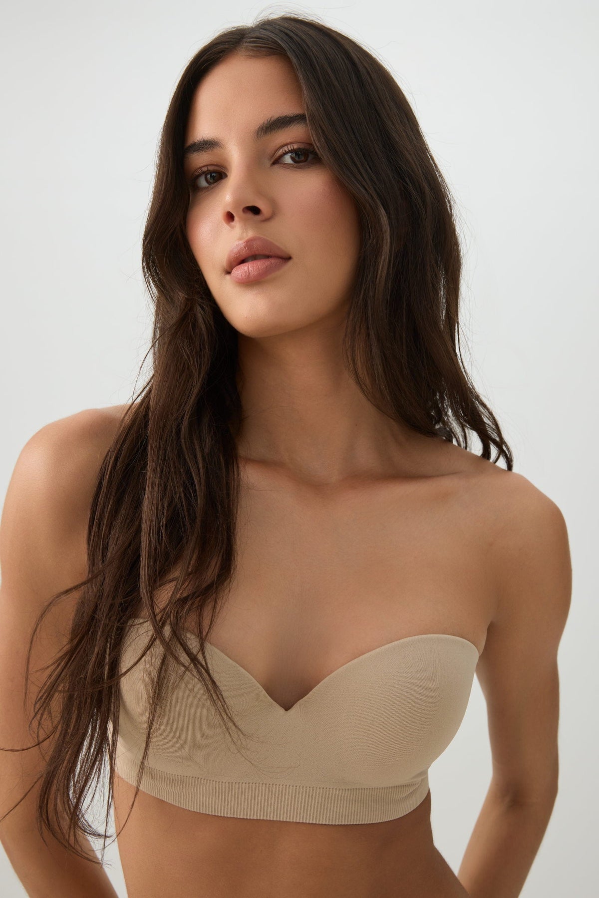 Seamless Strapless Push Up Bra