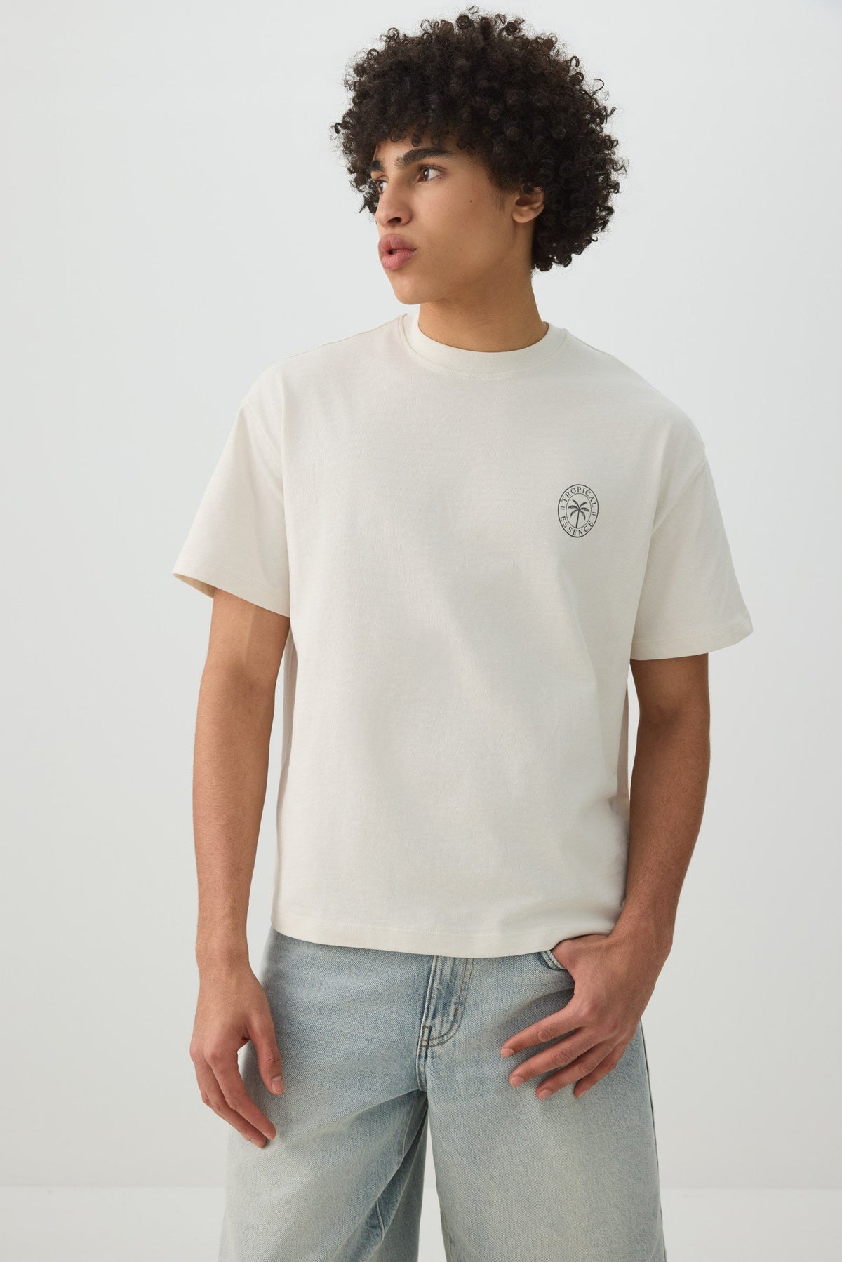 Boxy Graphic Crew Neck T-Shirt