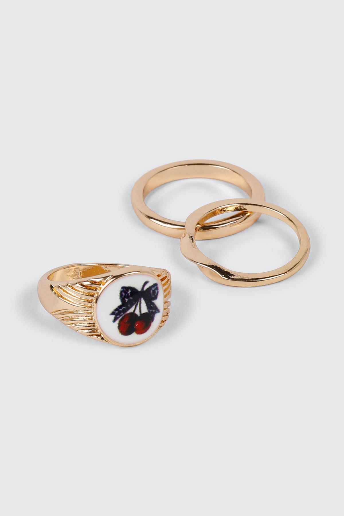 Cherry Bow Ring Set