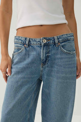 The Off-Duty Fit Low Rise Wide Leg Jean