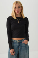 Basicoreâ¢ Fitted Long Sleeve T-Shirt