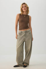 PURAFORMâ¢ Cropped Boat Neck Tank Top