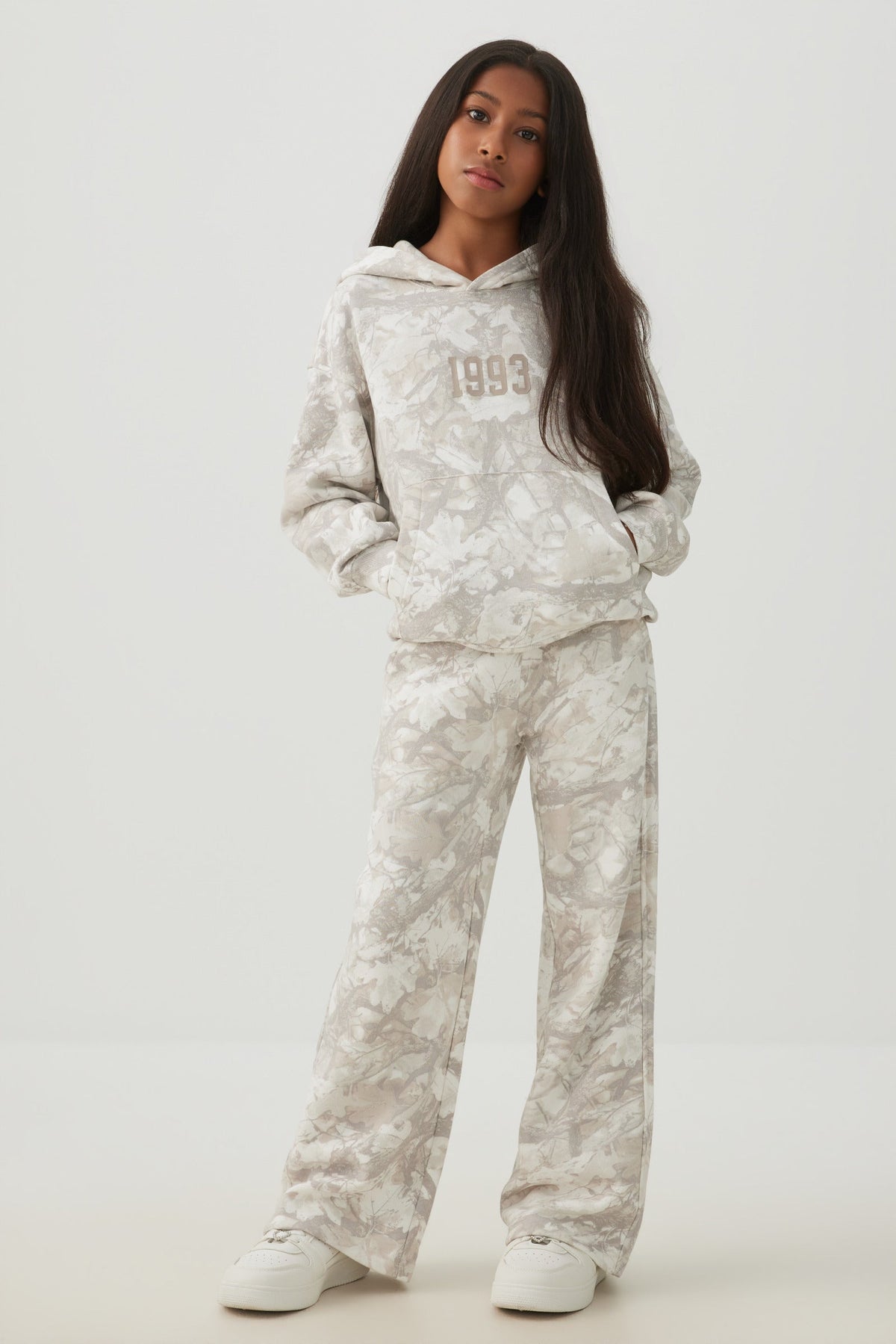 MADESOFTâ¢ Fleece Wide Leg Sweatpants