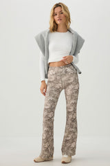 MADESOFTâ¢ Sculpt Foliage Flared Leggings