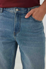 Loose Straight Leg Jeans