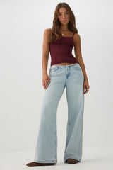 SMOOTHCOREâ¢ Scoop Neck Crop Tank Top
