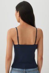 SMOOTHCOREâ¢ V-Neck Tank Top