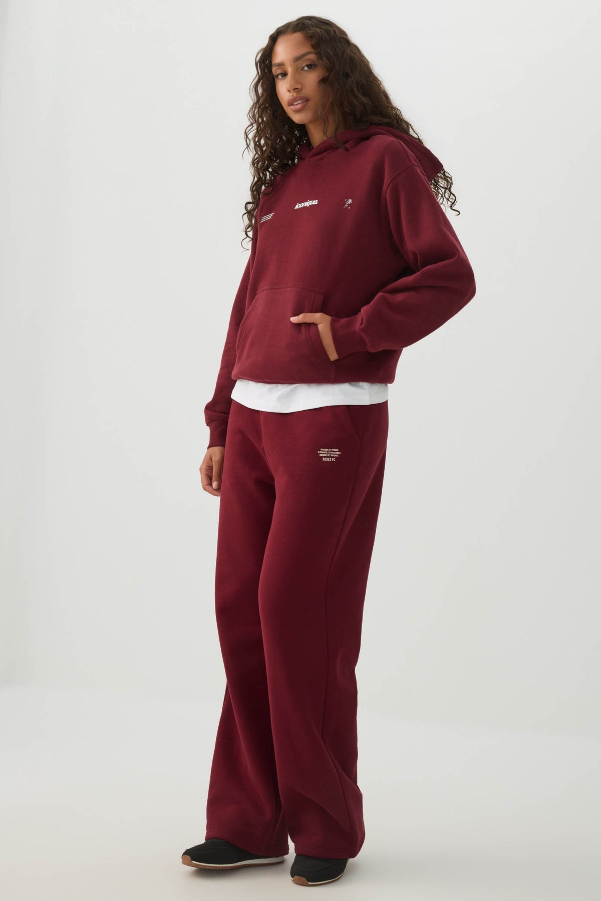 Ardene x Roses FC MADESOFTâ¢ Fleece Straight Leg Sweatpants