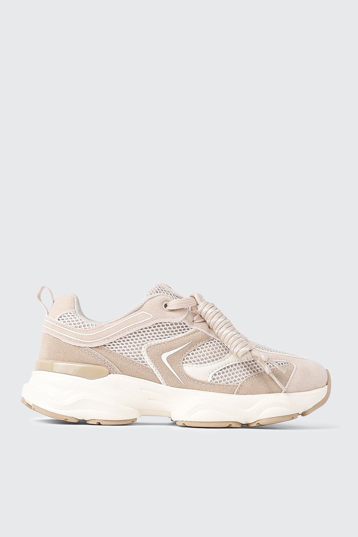 camactiveâ¢ Jogger Sneakers